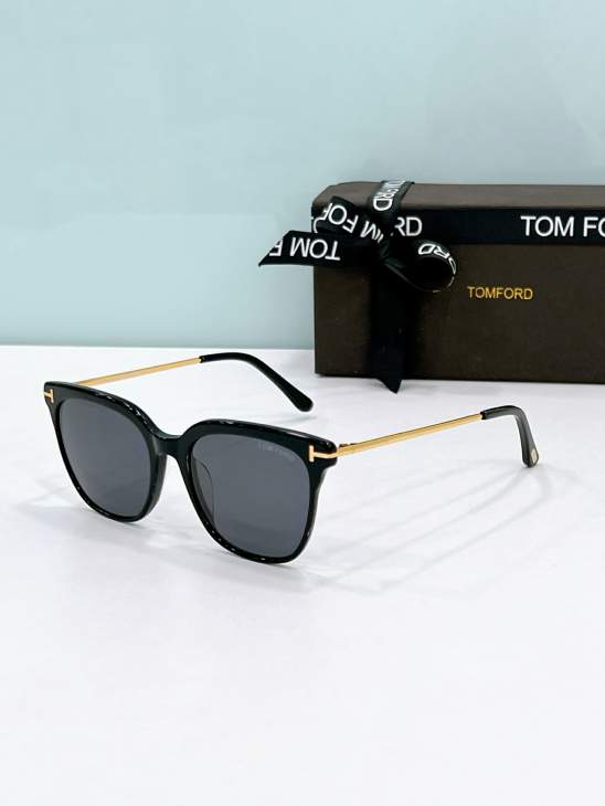 Picture of Tom Ford Sunglasses _SKUfw77619688fw